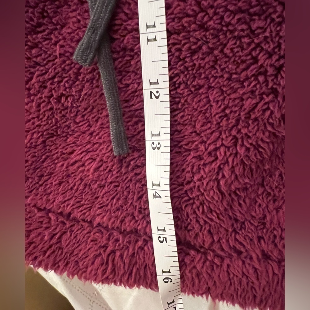 TWO pieces: Uniqlo Sherpa hooded vest and skirt, magenta, M and S - Picture 8 of 15